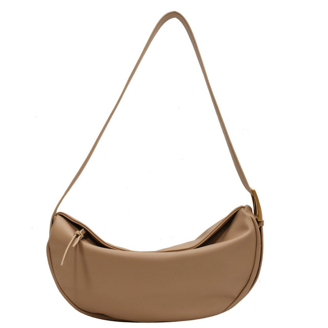 Versatile women's vegan leather shoulder bag, ideal as a crossbody handbag for fashion-forward daily wear.