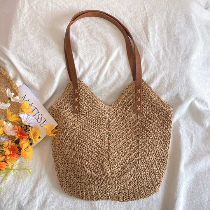 BreezeWoven women's stylish white woven handbag, ideal for modern casual fashion.