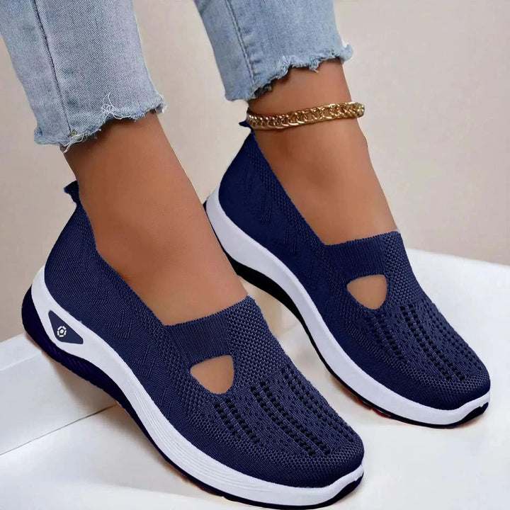 Stylish women's summer slip-on flats, arch support for everyday comfort and ease.
