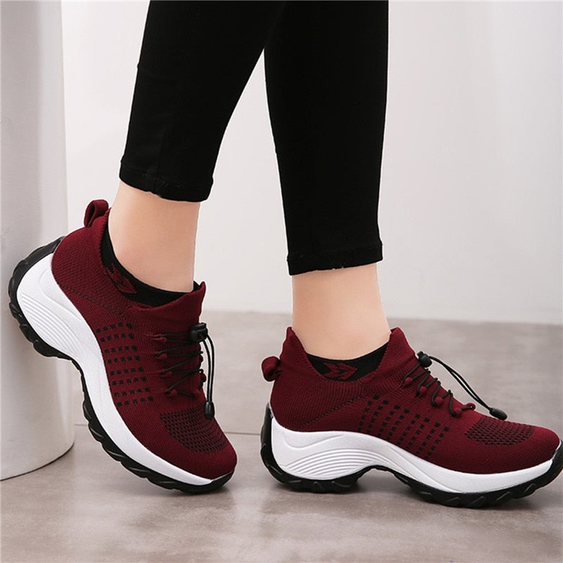 Women's supportive comfort walking sneakers, ideal for all-day wear and foot health.