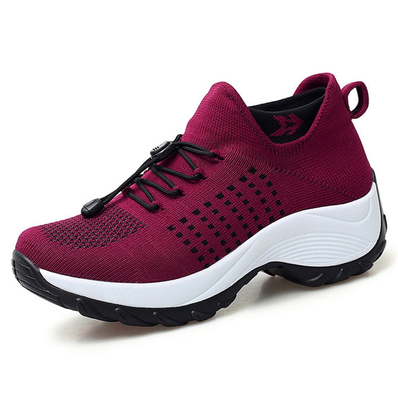 Women's cushioned walking sneakers, providing superior foot support and all-day comfort.