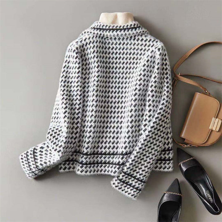 Versatile cropped houndstooth jacket for women, suitable for business casual.