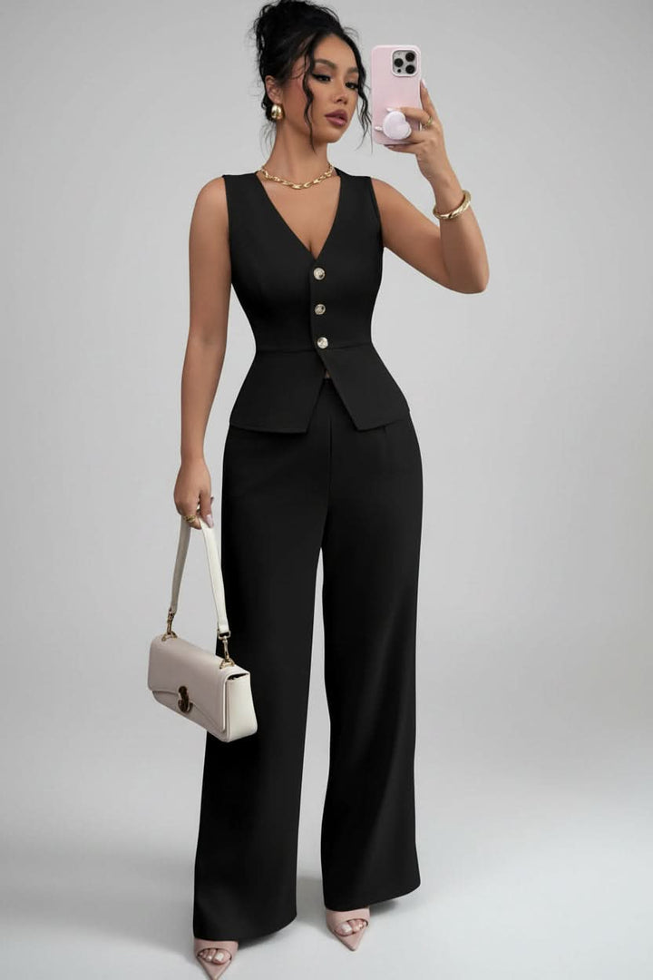 Modern women's two-piece outfit featuring a chic waistcoat and flowy wide-leg pants. Tailored elegance.