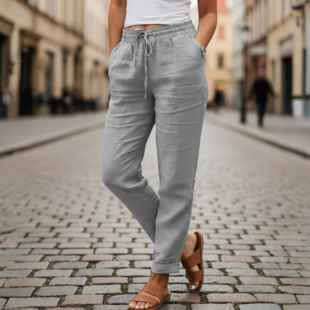 Lightweight women's tapered drawstring pants, relaxed fit, elastic waist. Ideal comfortable trousers for summer.