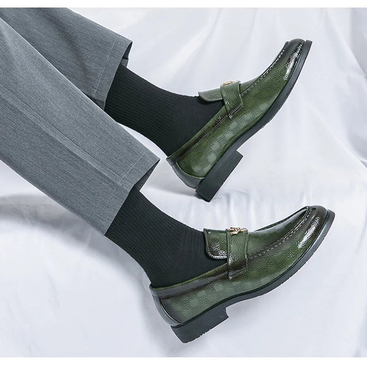 Elegant women's textured slip-on loafers, perfect for fashion-forward comfort & versatility.