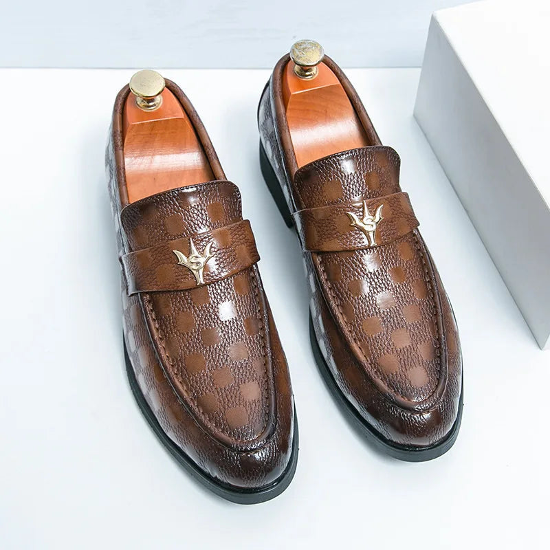 Versatile women's textured slip-on loafers, comfortable and stylish for any occasion.