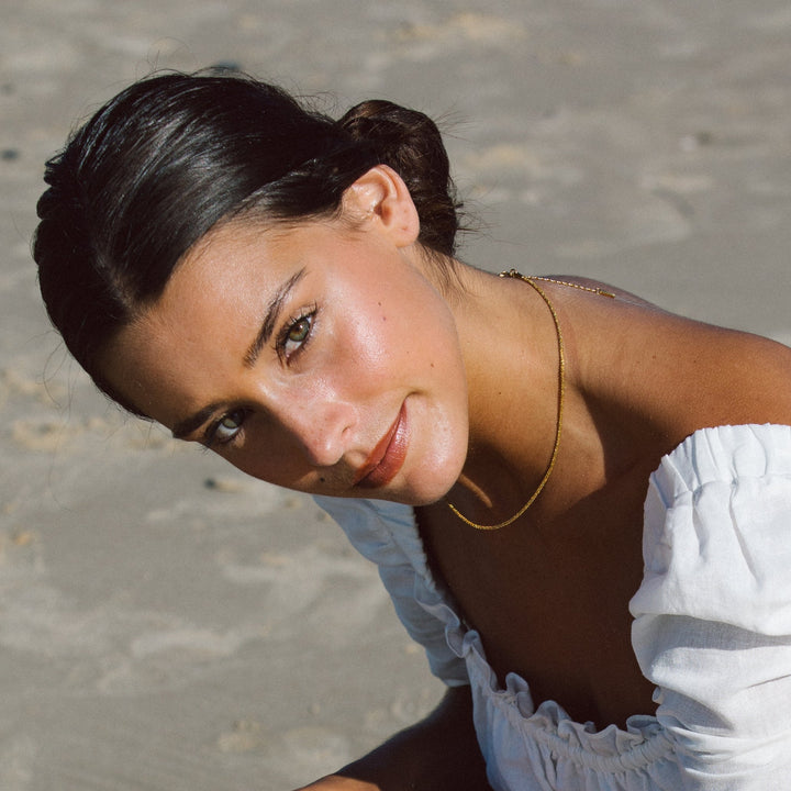 Waterproof gold & silver delicate necklace, timeless elegance for women. A perfect gift.