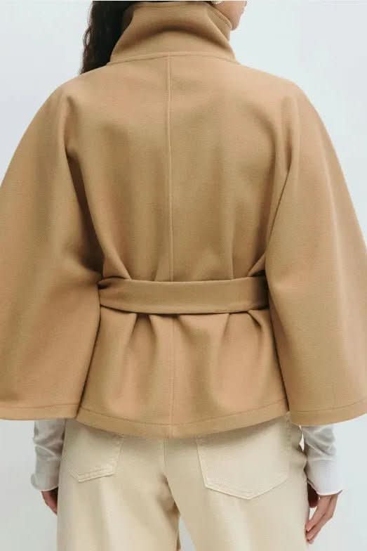 Versatile women's self-tie cape, oversized fit. Ideal for formal wear or casual elegance, all season.