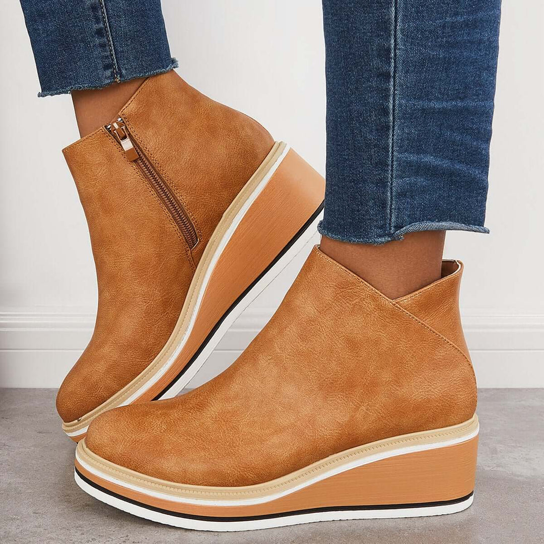 Chic women's fashion boots: trendy ankle style with a comfortable platform sole & zipper detail.