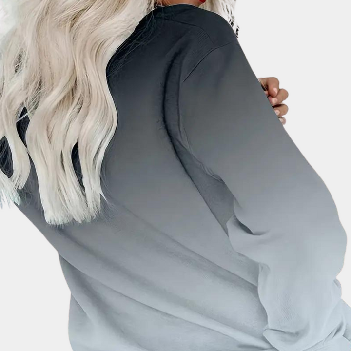 Cozy women's gradient long sleeve top, perfect for casual wear. Comfortable and versatile winter fashion.