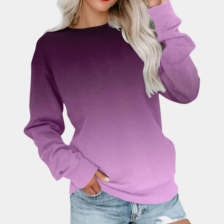 Women's comfy gradient sweatshirt with long sleeves, a versatile and trendy top for everyday fashion.