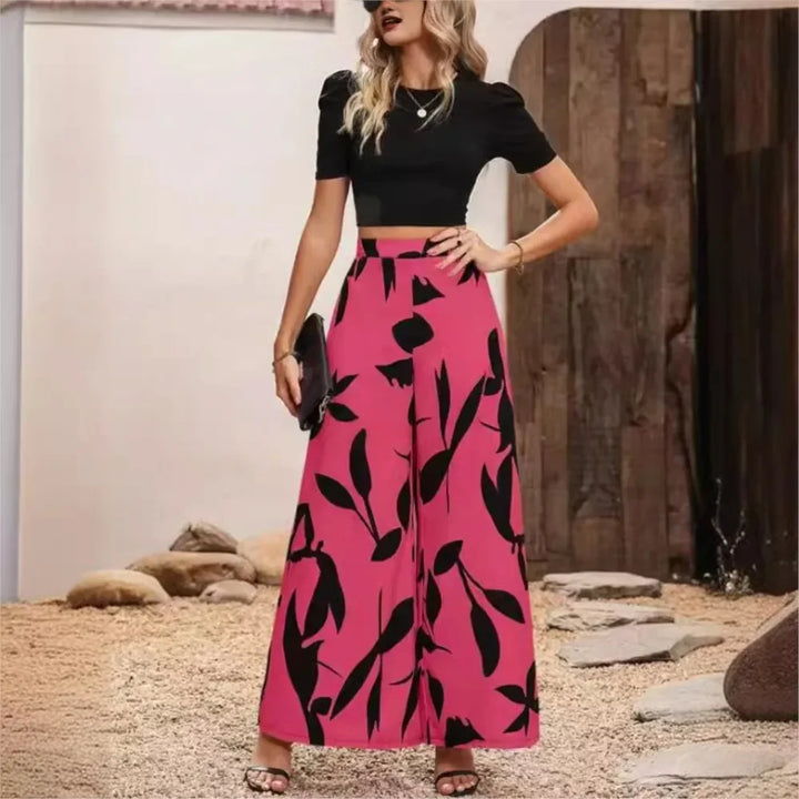 Trendy women's printed wide leg pants, ideal for comfortable everyday wear. Casual and fashionable spring style.