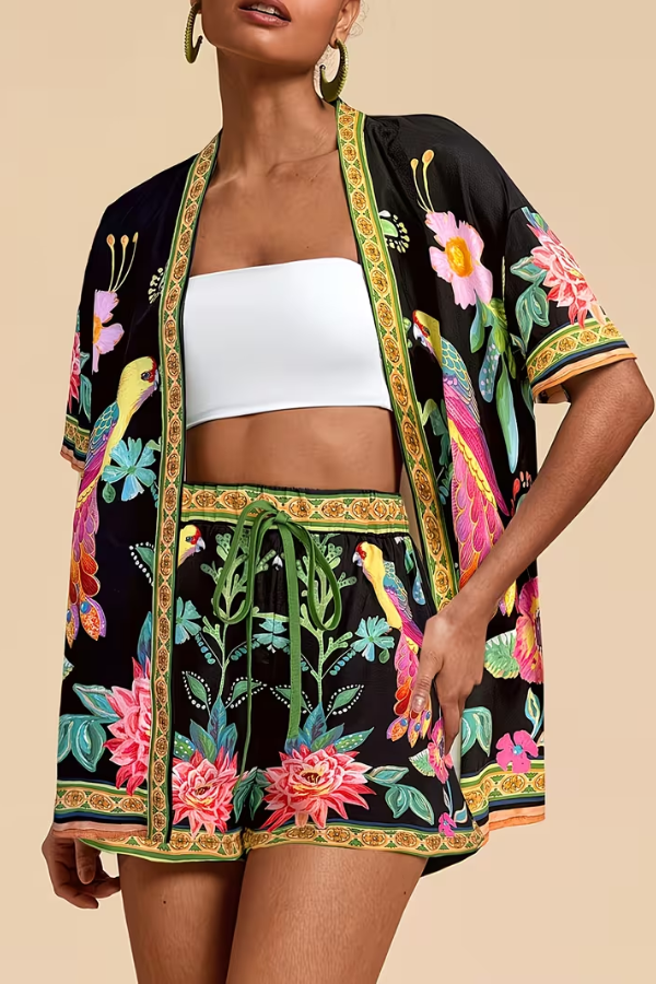 Women's summer tropical print shorts set, a fashionable two-piece for vacation.