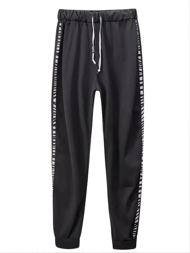 Comfortable women's two-piece loungewear set, perfect for casual wear, relaxation, or light activity.