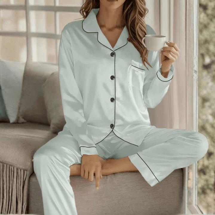 Luxuriously soft & breathable women's pajama set with a comfortable relaxed fit and button front style.