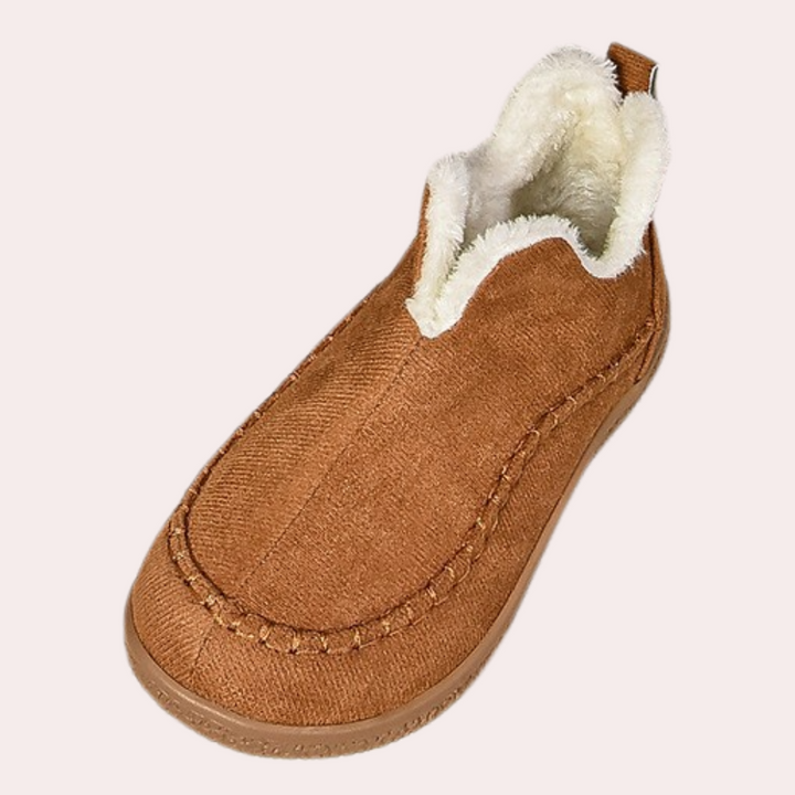 Comfortable women's warm slippers, a cozy gift for her. Perfect indoor footwear for ultimate relaxation.