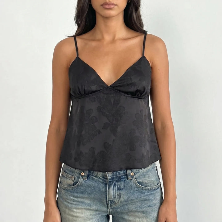 Versatile women's V-neck jacquard cami top, lightweight fabric, ideal for summer outfits.