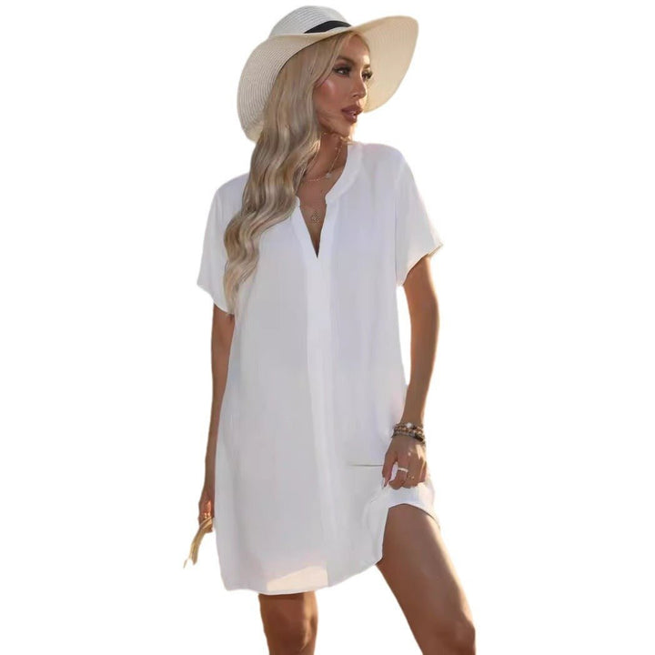 Effortless women's V-neck short sleeve casual tunic dress, relaxed fit for warm weather.