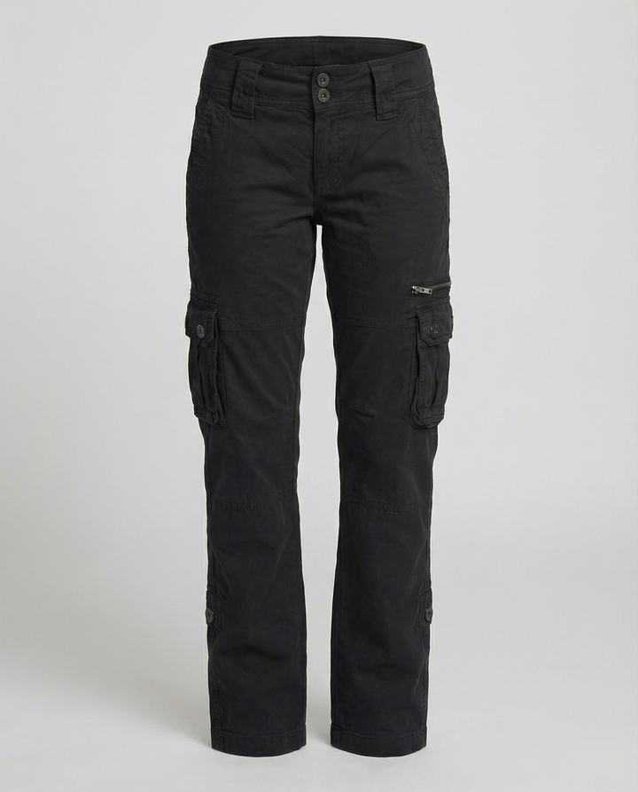 Stylish women's versatile cargo pants, ideal for outdoor adventures, travel, and everyday fashion.