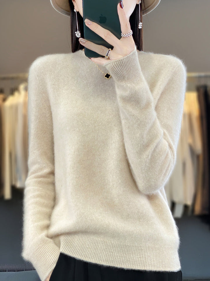 Casual chic women's crew neck sweater, designed for everyday comfort & style.