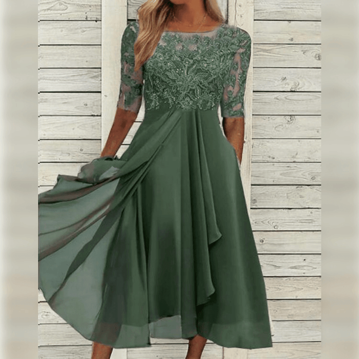 Stylish women's midi dress, comfortable & elegant for any occasion. Feminine fashion statement.
