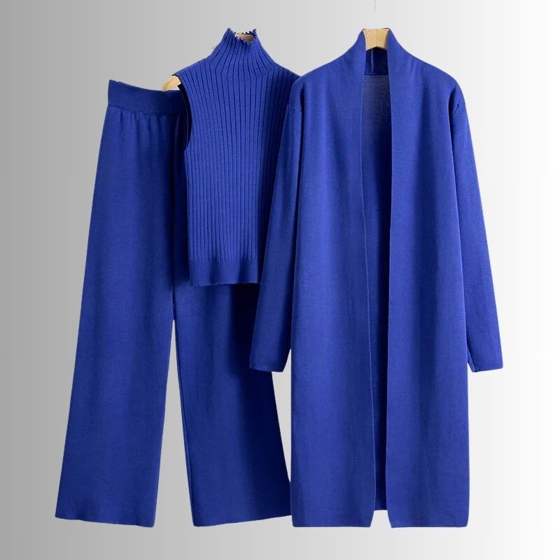 Complete women's three-piece set: comfy top, pants & cardigan. Versatile, relaxed fit for everyday comfort.