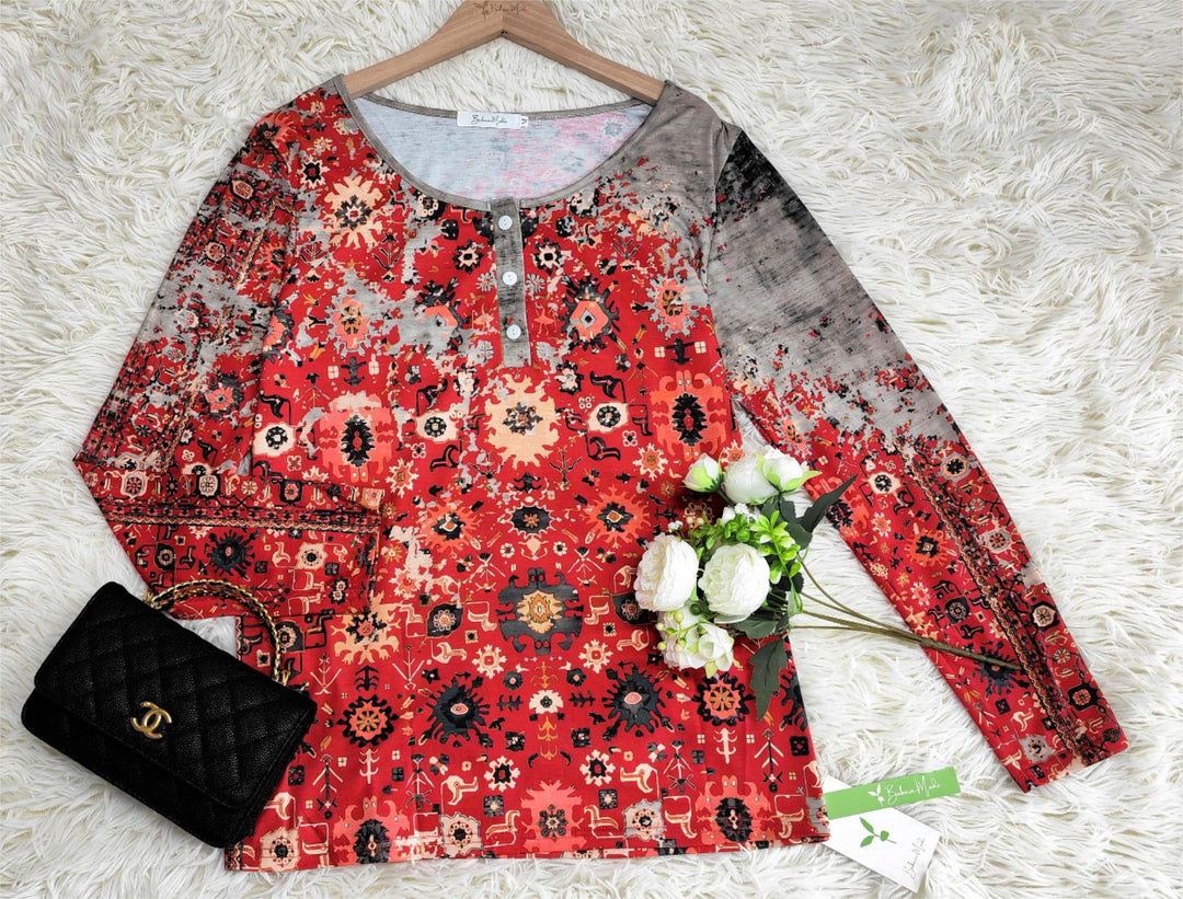 Elevate your autumn look with this women's vintage Aztec print long sleeve casual top.