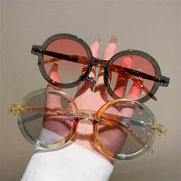 Women's vintage circular sunglasses with UV400 protection, perfect for retro fashion style.