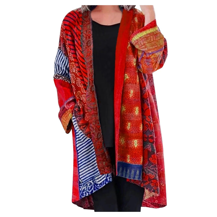 Oversized women's vintage sweater, long sleeve, cozy comfort. A fall essential for relaxed casual fashion.