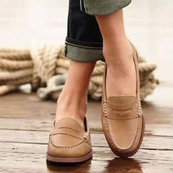 Elegant women's vintage slip-on loafers. Low heel comfort shoes for casual everyday wear. Perfect for any outfit.