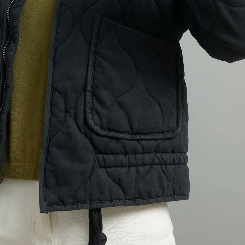 Warm winter jacket for women, vintage style with a high collar, ideal for cold weather.