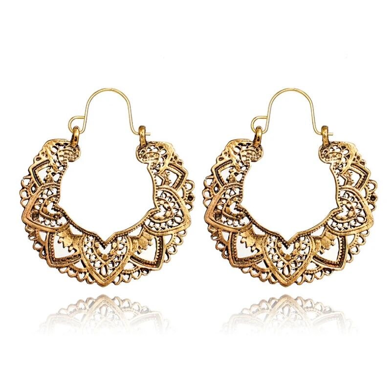 Distinctive vintage totem drop earrings. Women's unique style fashion jewelry, perfect gold/silver accessory.