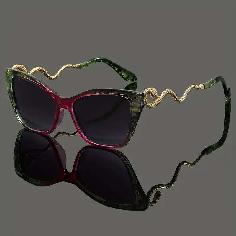 Stylish Viper cat-eye sunglasses for women, acetate frame, gradient lenses & UV protection.