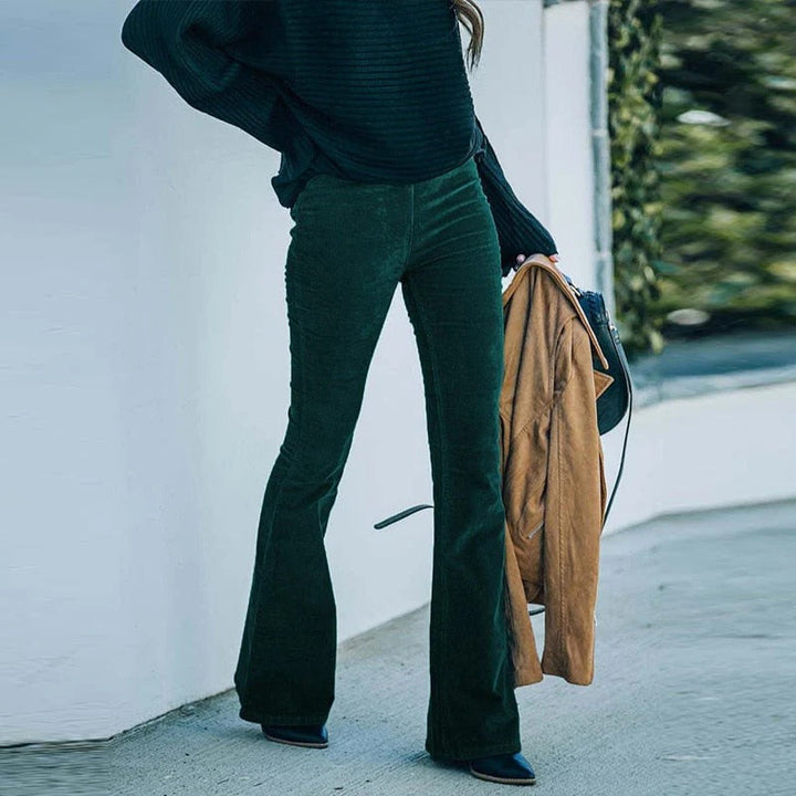 Everyday women's stretch corduroy pants, relaxed fit, comfortable trousers for versatile styling.