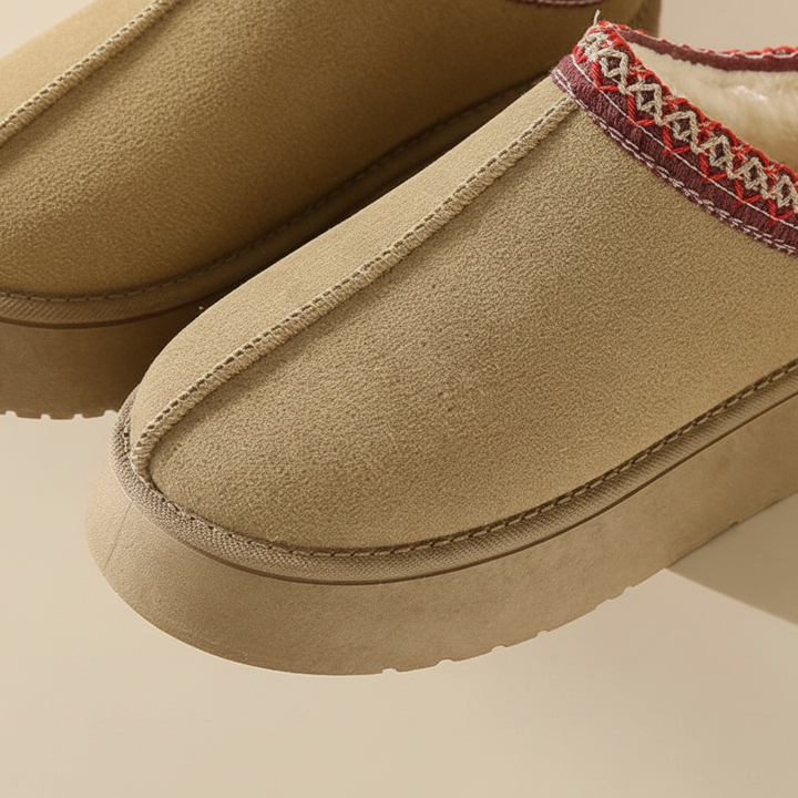 Comfortable women's suede-look loafer slippers, ideal warm winter footwear for home
