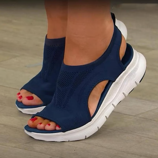 Women's washable orthopedic slide sport sandals with slingback strap and arch support for comfort.
