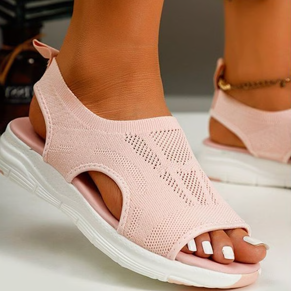 Women's washable sport slingback sandals, ideal for activewear & casual summer use. Provides supportive cushion.