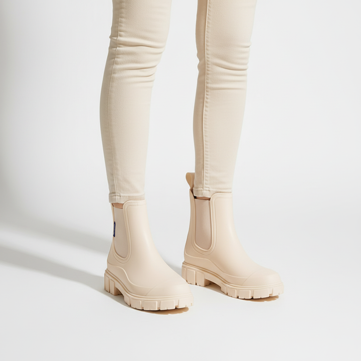 Casual women's waterproof ankle boots, suitable for everyday wear in rainy conditions.
