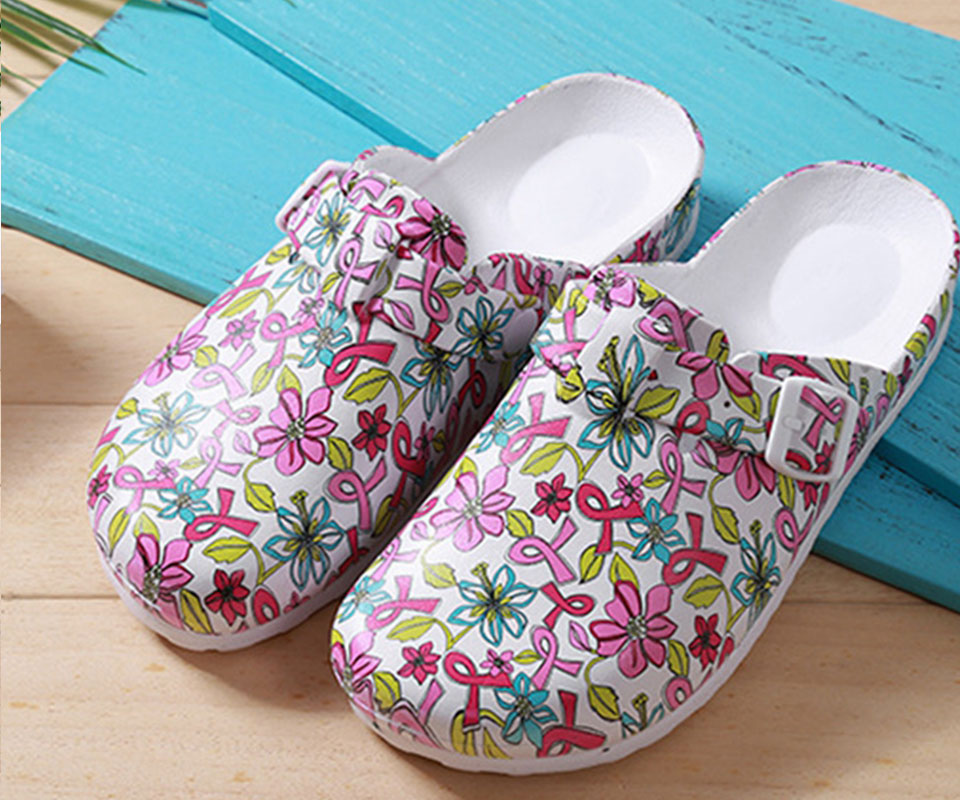 Easy-clean women's waterproof clogs. Lightweight slip-on design for comfortable & durable workwear.