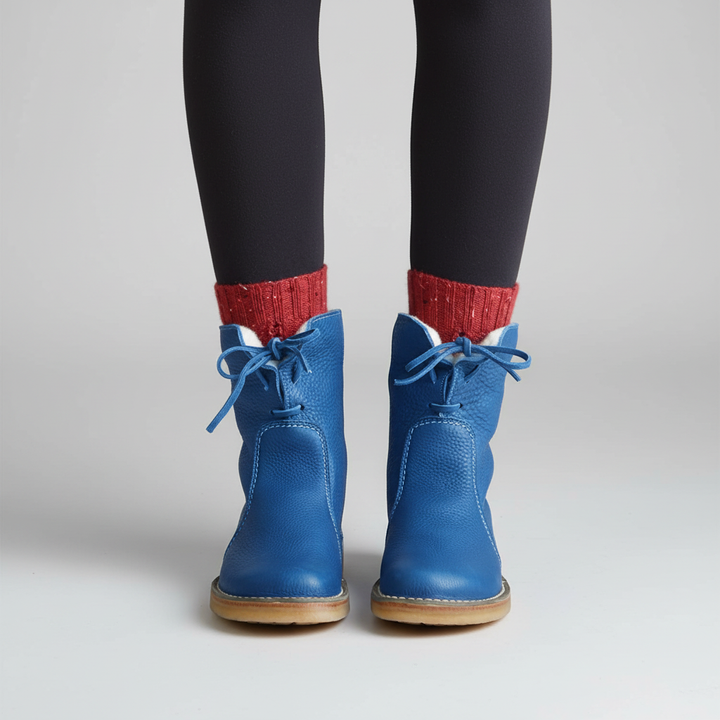 Waterproof winter ankle boots for women in vegan leather, warm lining, sturdy block heel
