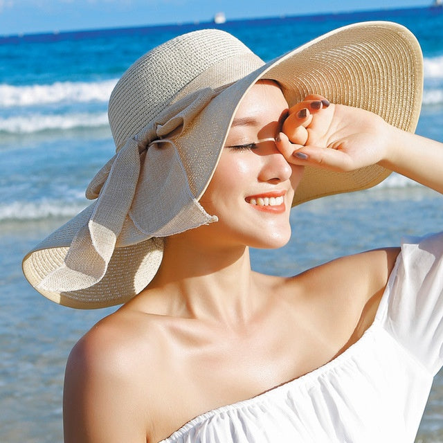 Women's wide brim straw sun hat, Candy style, perfect for beach and summer sun protection
