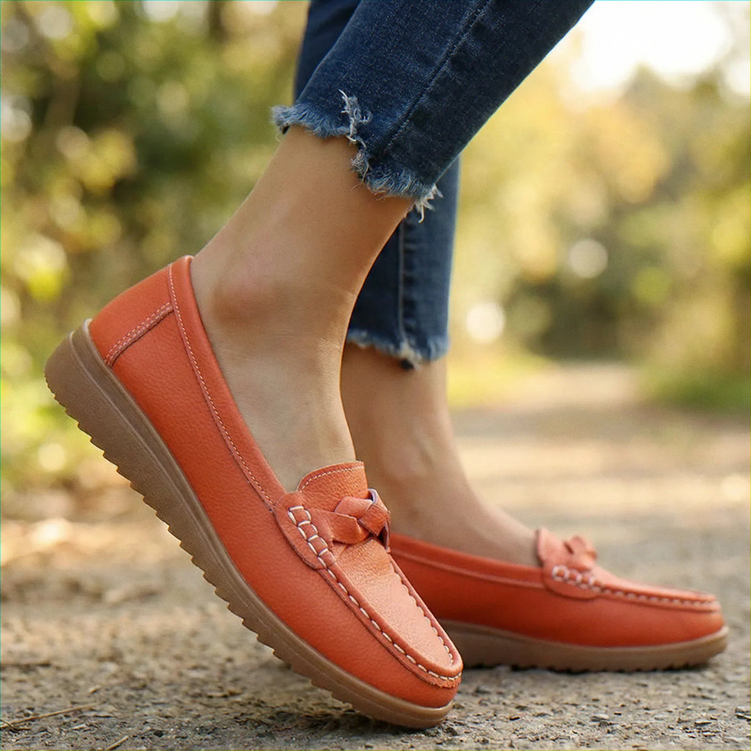 Elegant wide fit women's loafers, orthopedic design for arch support & comfort.