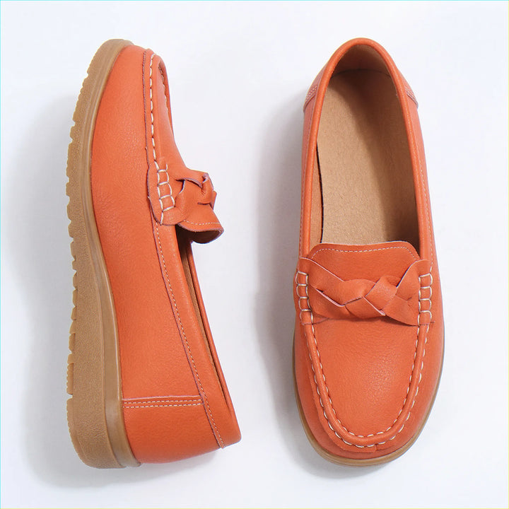 Supportive wide fit women's loafers, orthopedic design for foot health & comfort.