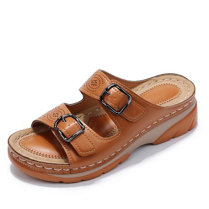 Women's orthopedic sandals, wide fit, cushioned arch support for comfortable summer walking.