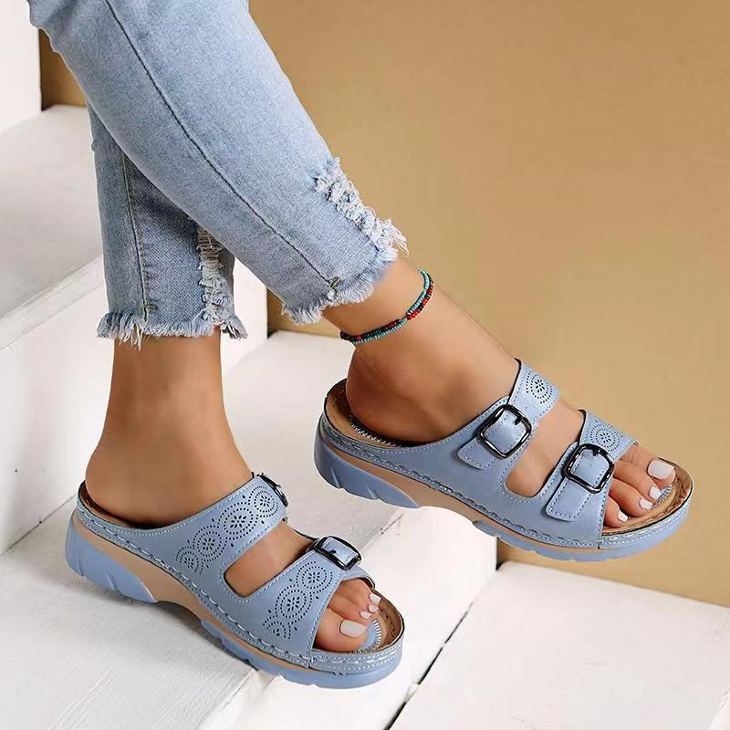 Women's wide fit orthopedic sandals, perfect for walking, with cushioned arch support for summer.