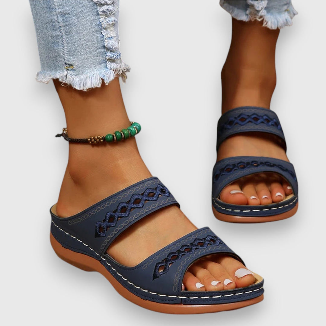 Lightweight wide fit sandals for women, perfect for comfortable casual walking & foot support.