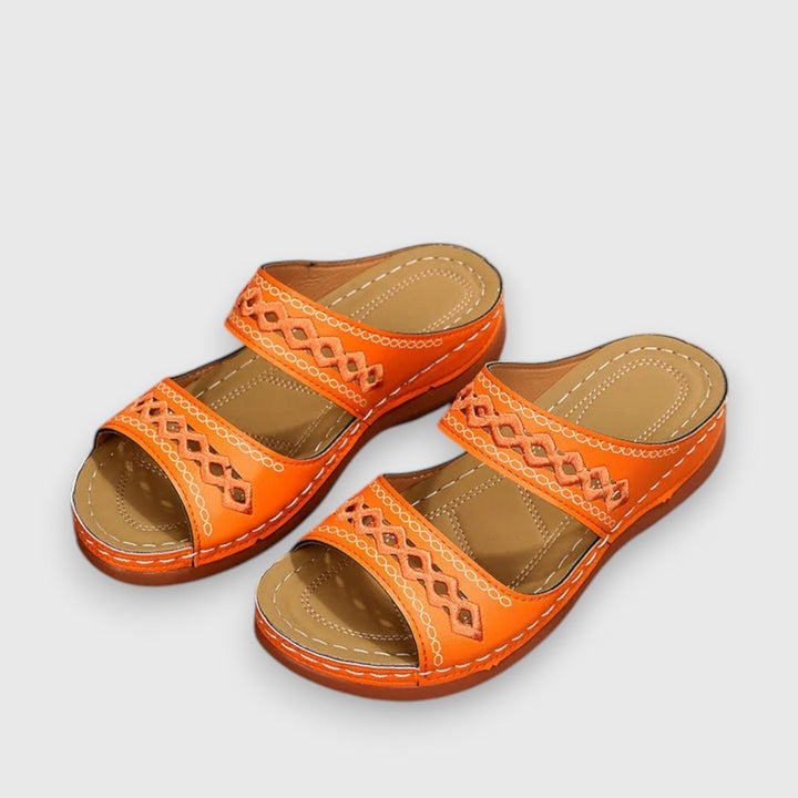 Everyday wide fit comfort sandals for women, offering foot support & lightweight design.