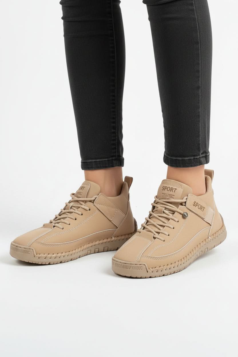 Lightweight women's walking shoes with flexible, breathable design & wide fit. Cushioned for active everyday comfort.