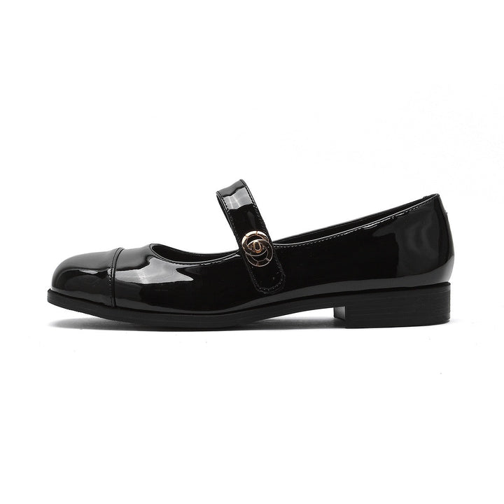 Mary Jane flats for women with a wide toe box & arch support, combining classic style with modern comfort.