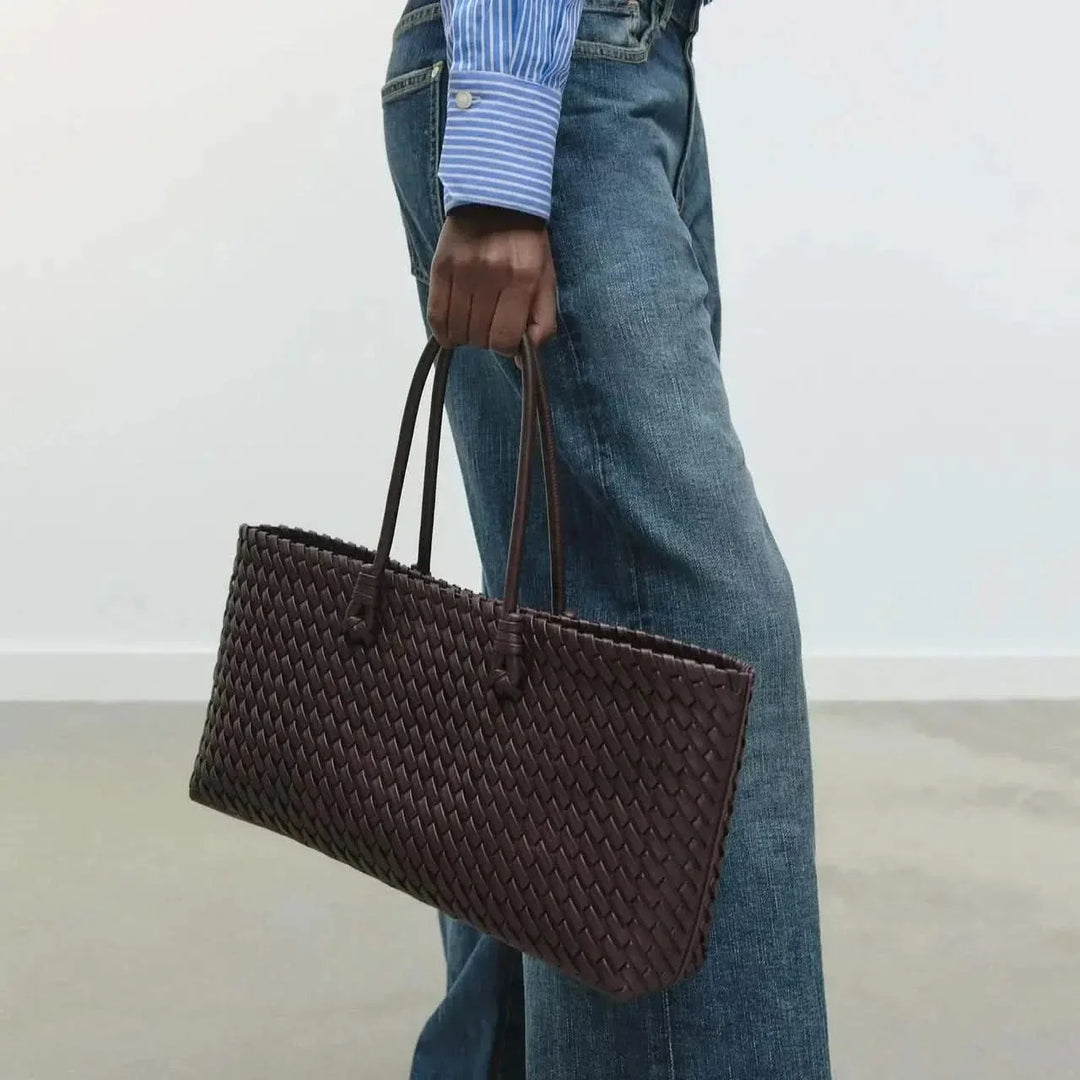 Practical & stylish women's everyday woven leather handbag. Must-have shoulder bag accessory.